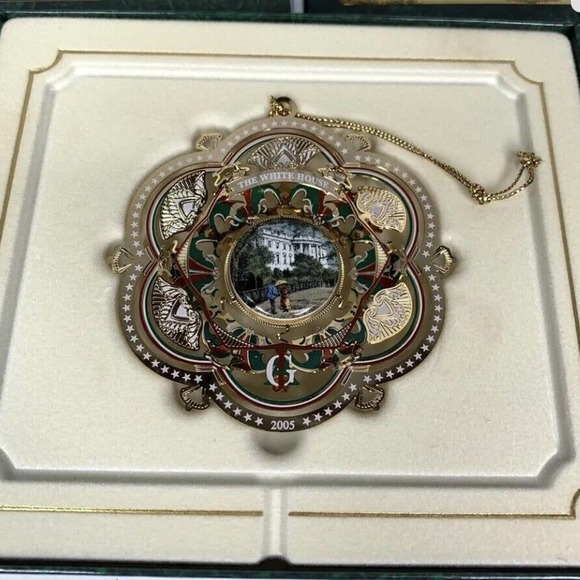 NEW 2005 The White House Historical Association Christmas Ornament Box Booklet - Picture 4 of 5